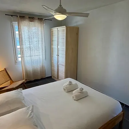 Hébergement de vacances T4 Moderne 7 Pers Avec Terrasse&parking à 10 Min à Pieds