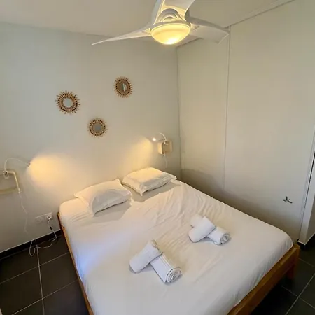 T4 Moderne 7 Pers Avec Terrasse&parking à 10 Min à Pieds * Le Lavandou